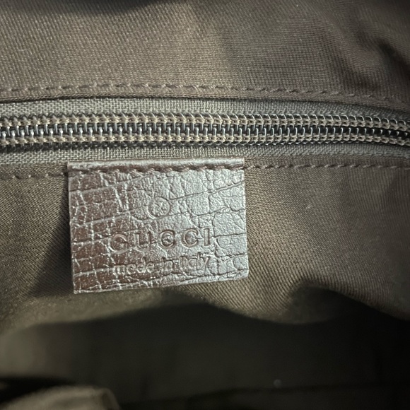 GUCCI GG Coated Canvas Supreme Tote - Picture 9 of 10